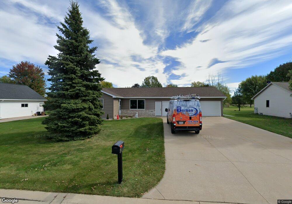 N9628 Chadbury Ln, Appleton, WI 54915 - photo 1