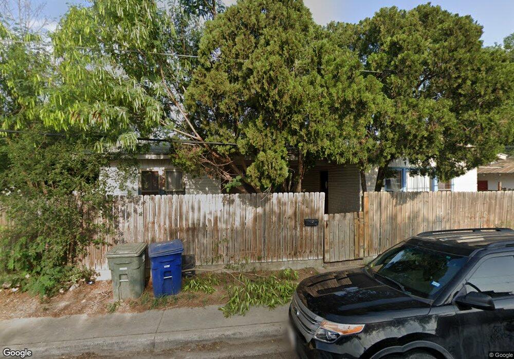 1810 Springfield Ave, Laredo, TX 78040 - photo 1