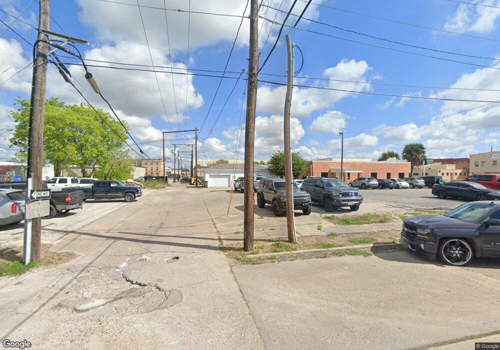 2242 Avenue F, Bay City, TX 77414 - photo 1