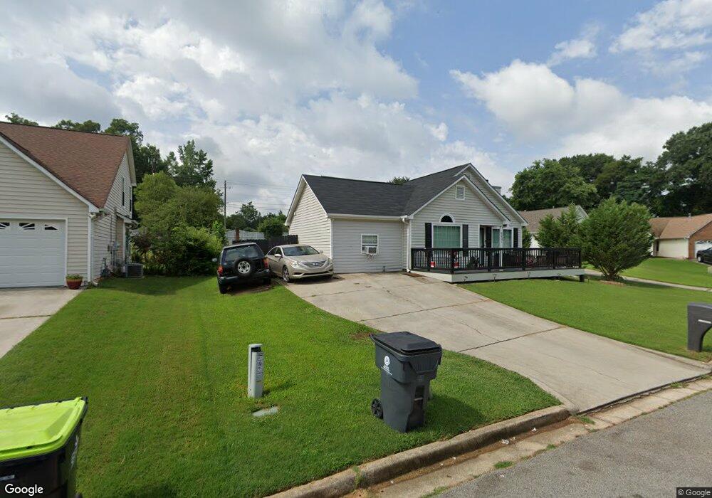 6001 Green Meadow Way unit 5, Rex, GA 30273 - photo 1