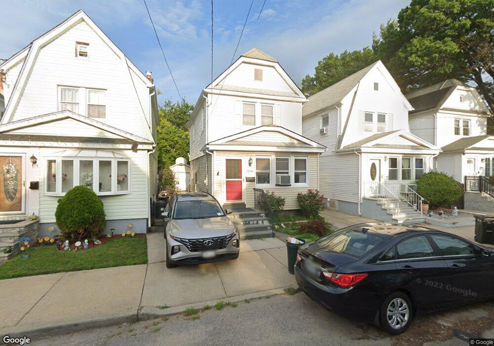 9246 244th St, Floral Park, NY 11001 - photo 1