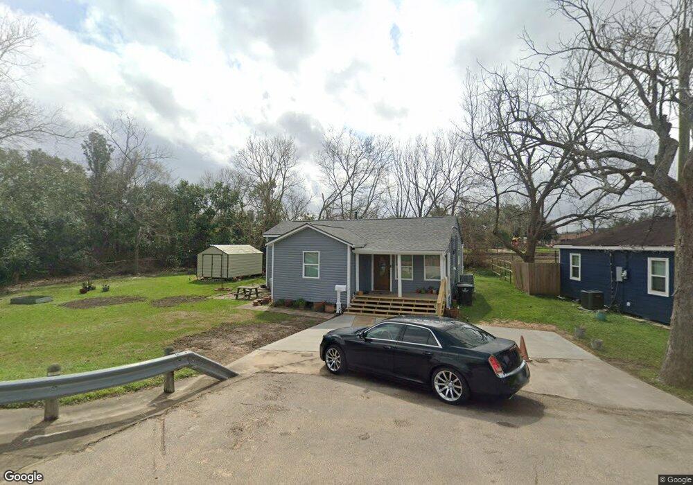 212 Old Galveston Rd, Alvin, TX 77511 - photo 1