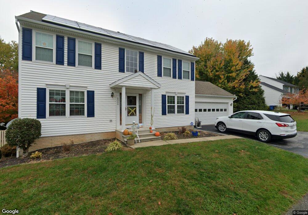 6564 Yumen Dr, Sykesville, MD 21784 - photo 1