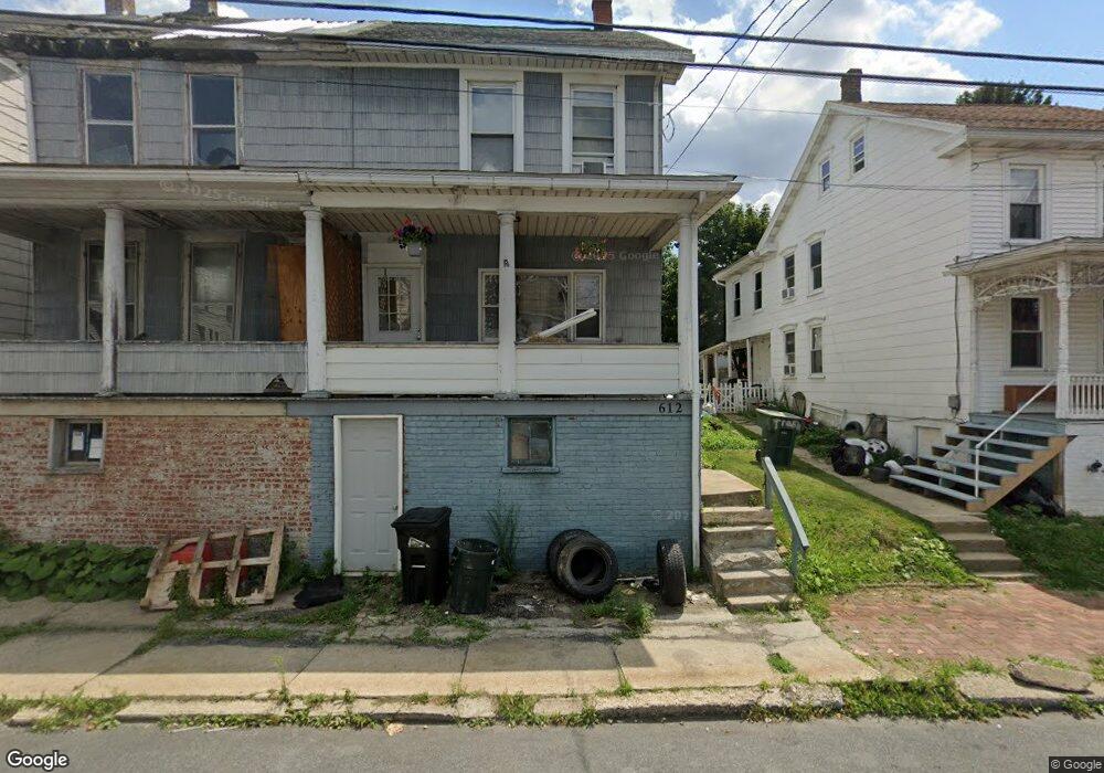 614 E Patterson St, Lansford, PA 18232 - photo 1