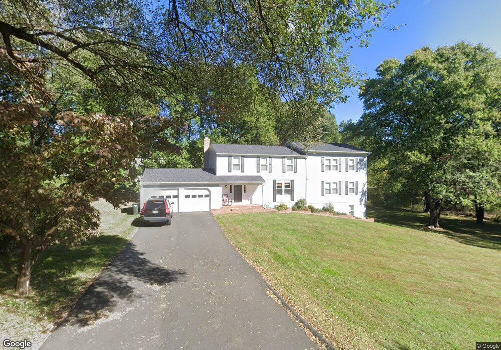 1113 Riva Ridge Dr, Great Falls, VA 22066 - photo 1