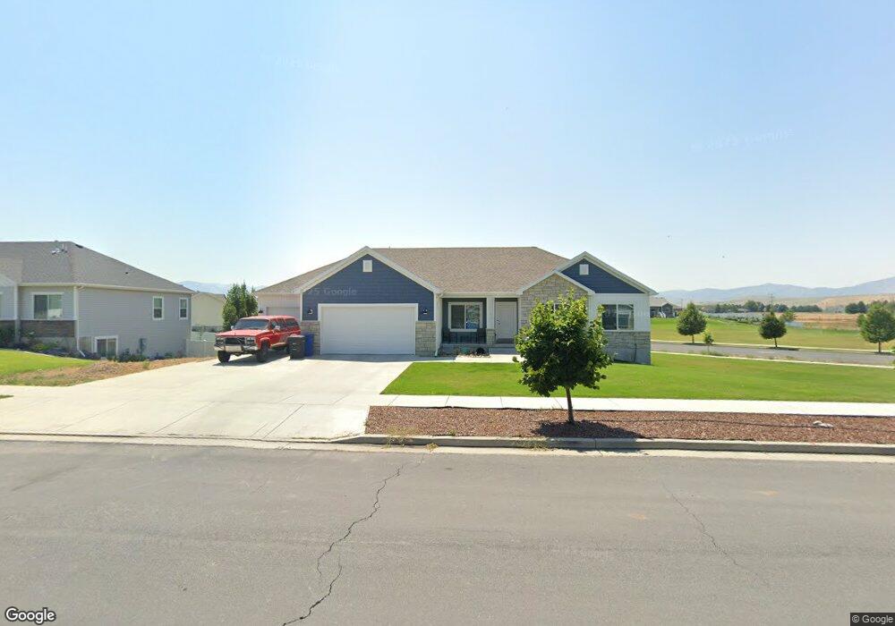 424 E 400 S, Hyrum, UT 84319 - photo 1