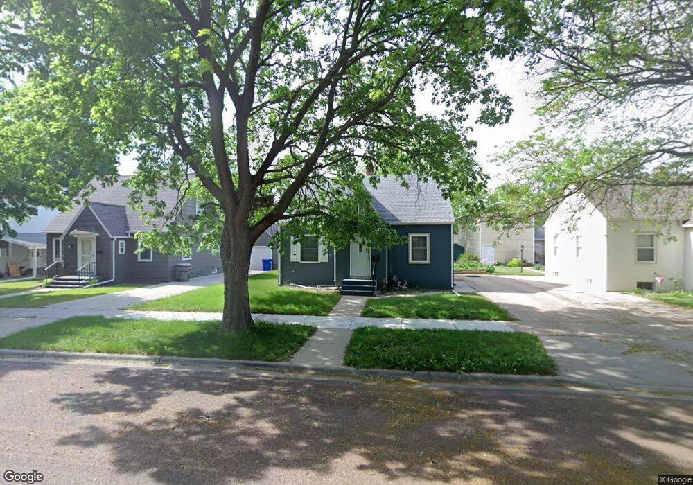 1209 E 3rd Ave, Mitchell, SD 57301 - photo 1