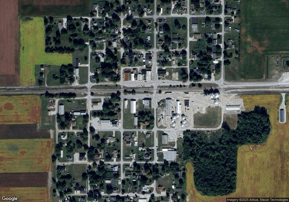 105 W Colonial St, Kempton, IN 46049 - photo 1