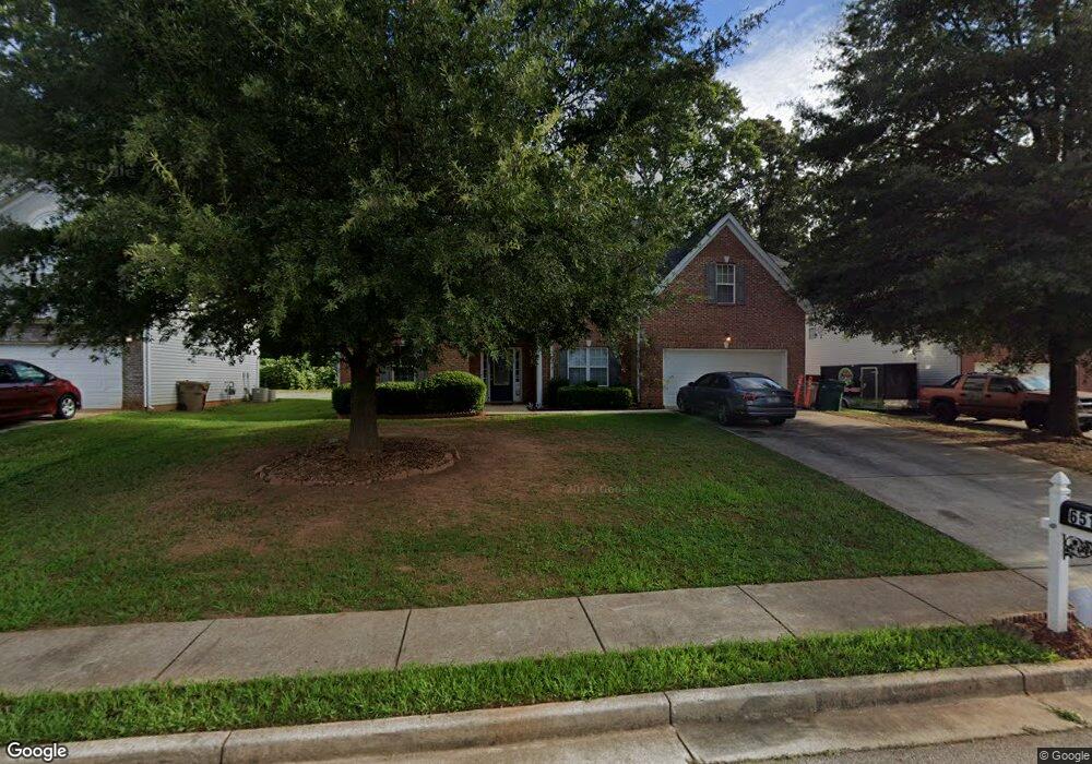 651 Sterling Ct, Riverdale, GA 30274 - photo 1