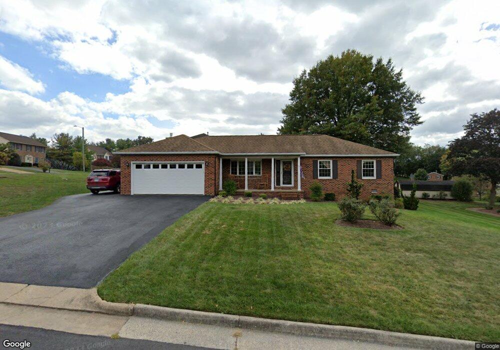 1215 Sparrow Ct, Harrisonburg, VA 22802 - photo 1