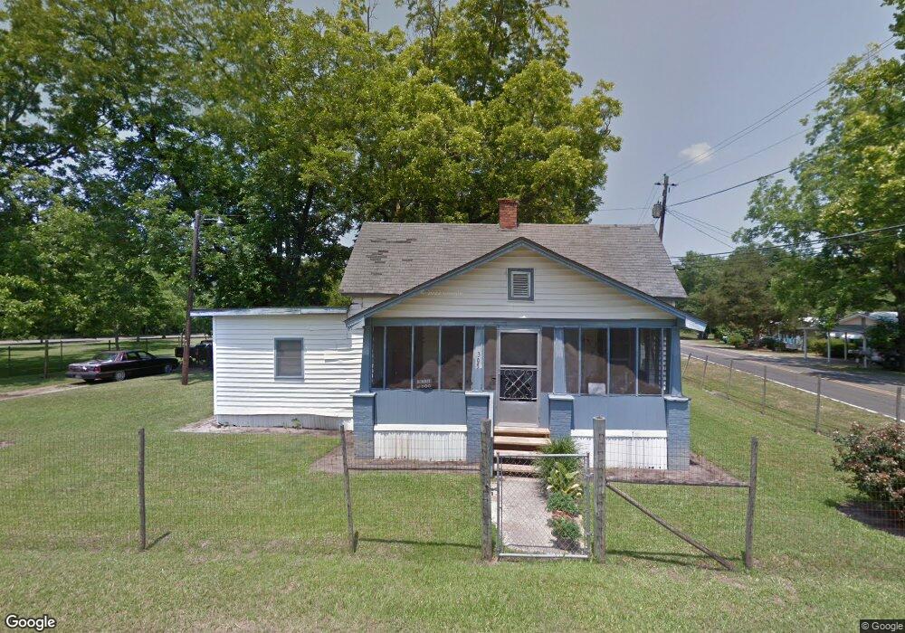 305 Byrd St E, Broxton, GA 31519 - photo 1