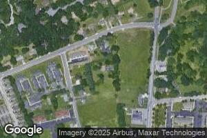 105 Givens Ln, Blacksburg, VA 24060