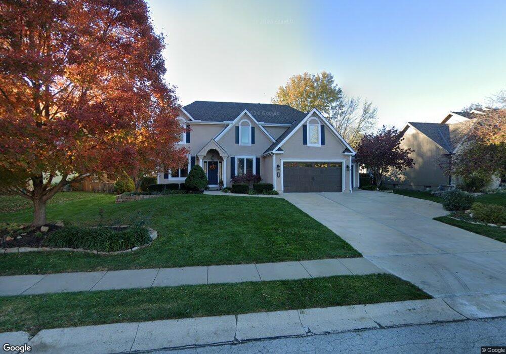 187 Canyon View Dr, Lansing, KS 66043 - photo 1