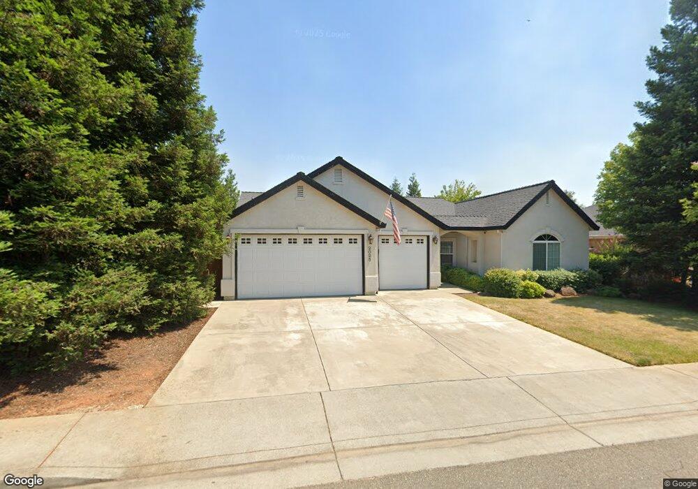 2025 Hedgerow Ave, Redding, CA 96003 - photo 1