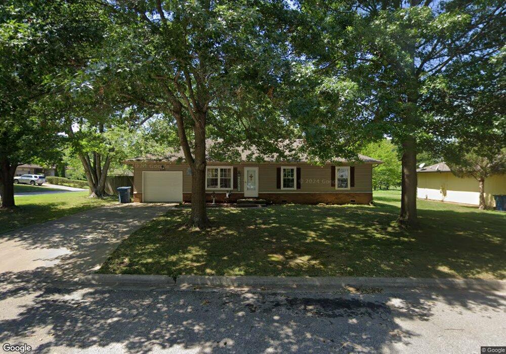 1109 N Rainbow St, Nixa, MO 65714 - photo 1