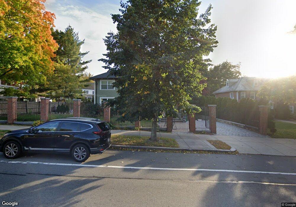 902 Commonwealth Ave unit 1, Newton Center, MA 02459 - photo 1