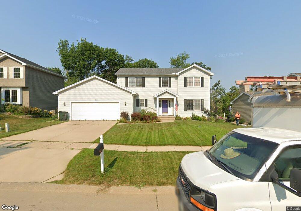 4113 Majestic Ct NE, Cedar Rapids, IA 52411 - photo 1