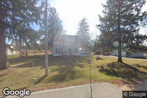 306 South St, Dundee, IA 52038