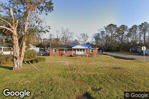 297 E Calhoun St, Wadley, GA 30477