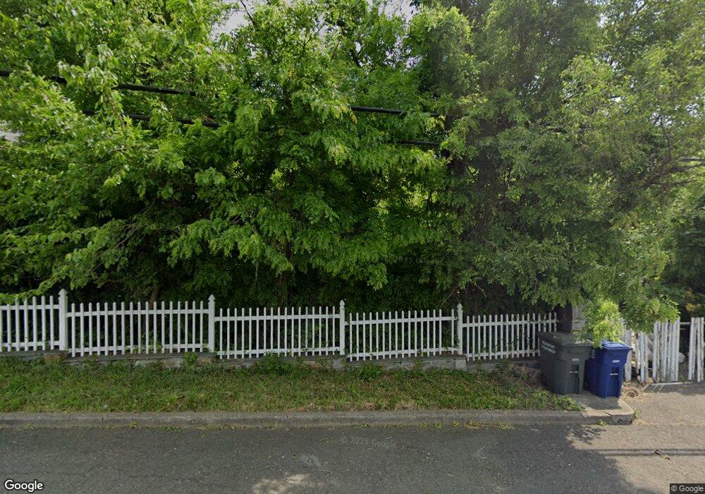 70 Sunburst Rd, Bridgeport, CT 06606 - photo 1