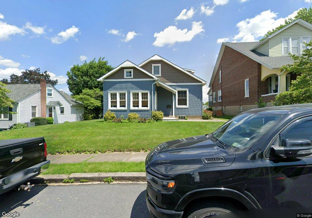 126 N Whitfield St, Nazareth, PA 18064 - photo 1