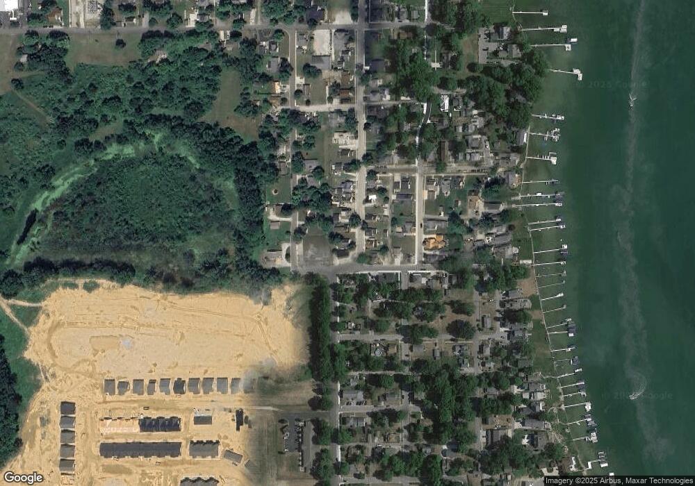 527 S Main St, Culver, IN 46511 - photo 1