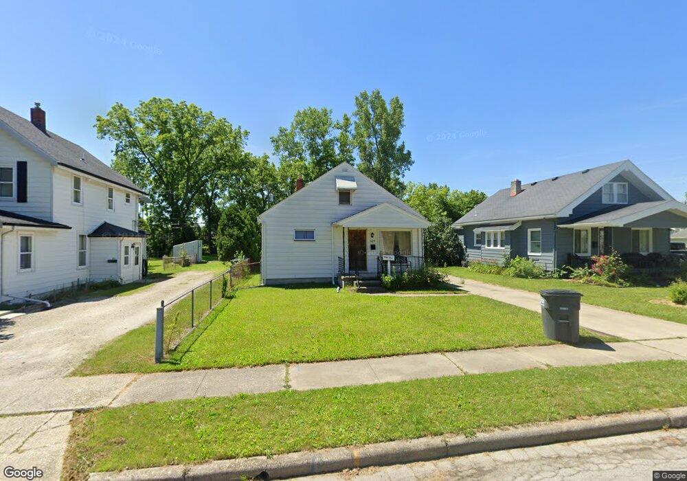 827 Custer Dr, Toledo, OH 43612 - photo 1