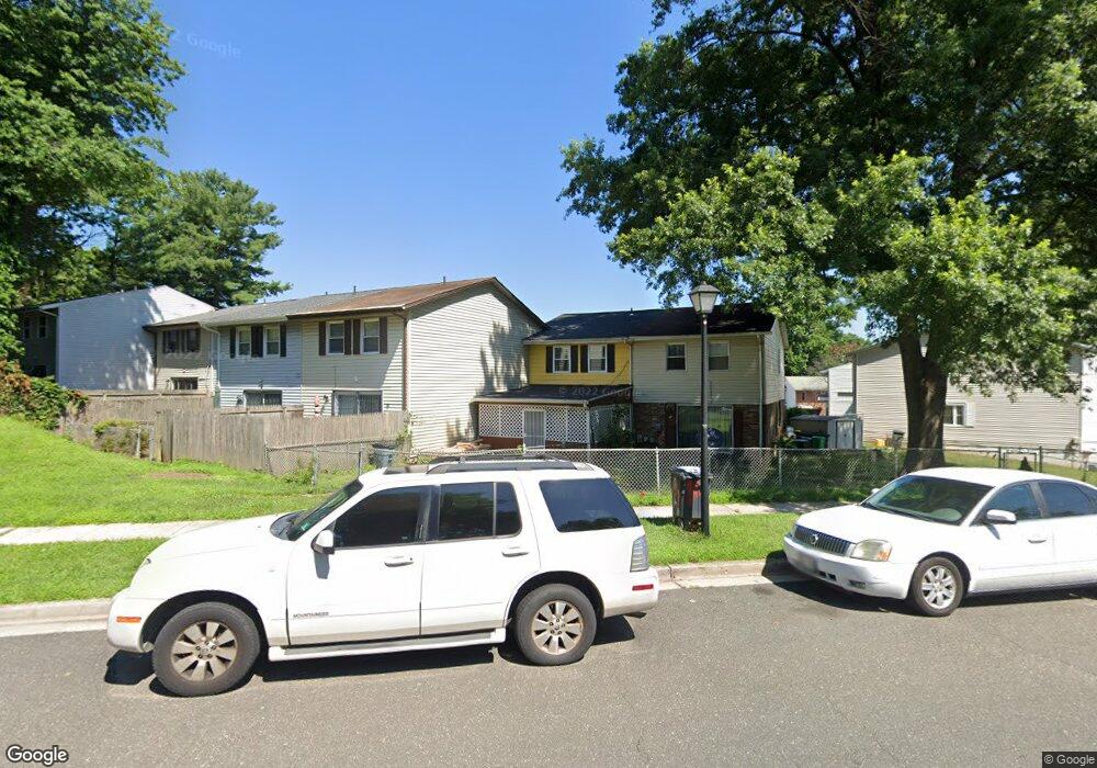 72 Daimler Dr, Capitol Heights, MD 20743 - photo 1