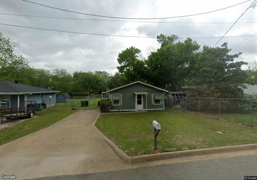 207 Houston St, Pottsboro, TX 75076 - photo 1