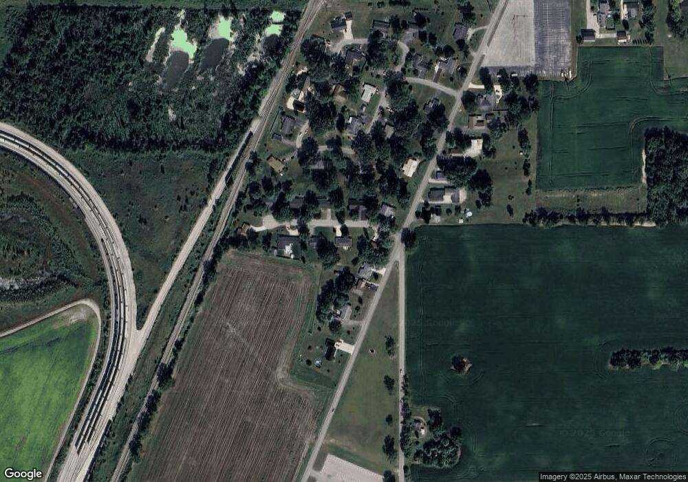 1475 Mcconnell Dr, Bluffton, IN 46714 - photo 1