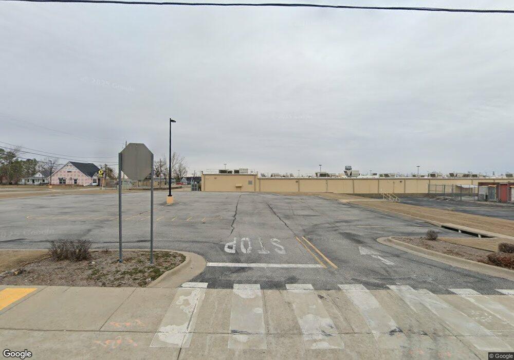 1015 W Poplar St, Rogers, AR 72756 - photo 1