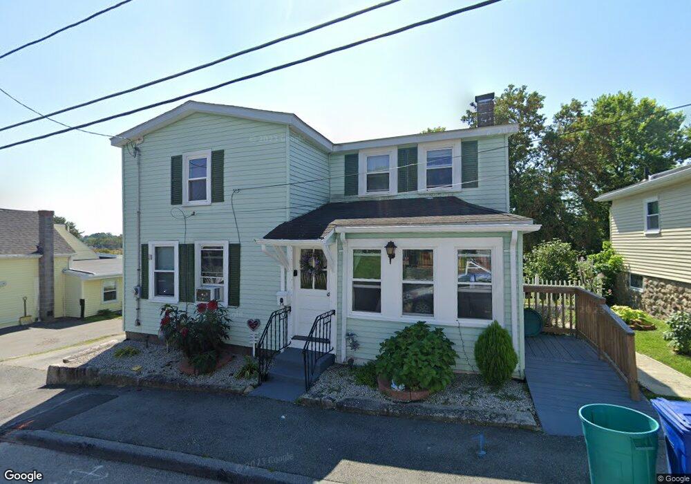 28 Lawrence St, Milford, MA 01757 - photo 1