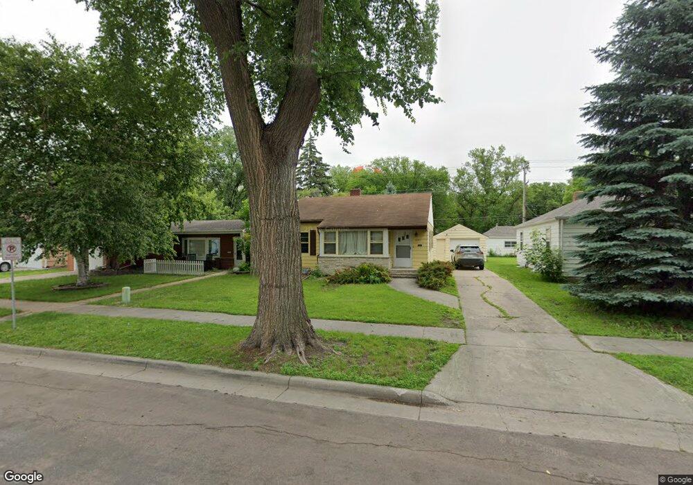1421 12th St N, Fargo, ND 58102 - photo 1