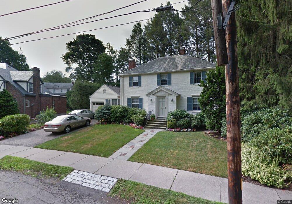 11 Gralynn Rd, Newton Center, MA 02459 - photo 1