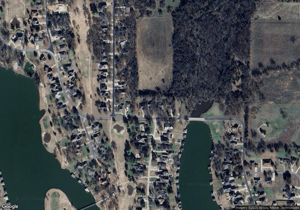 308 Kiowa Dr N, Gainesville, TX 76240 - photo 1