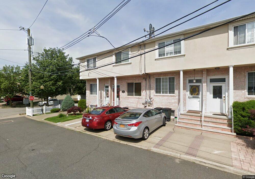 15 Chess Loop, Staten Island, NY 10306 - photo 1