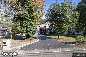 100 Taylors Mills Rd, Manalapan, NJ 07726