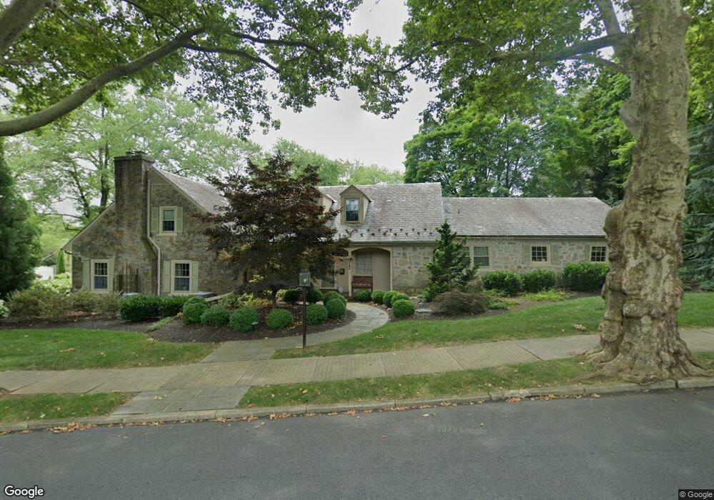 2007 Sycamore St, Bethlehem, PA 18017 - photo 1