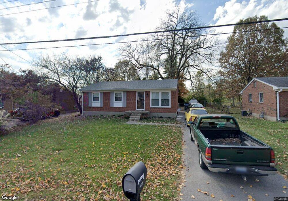 9416 Plumwood Rd, Louisville, KY 40291 - photo 1