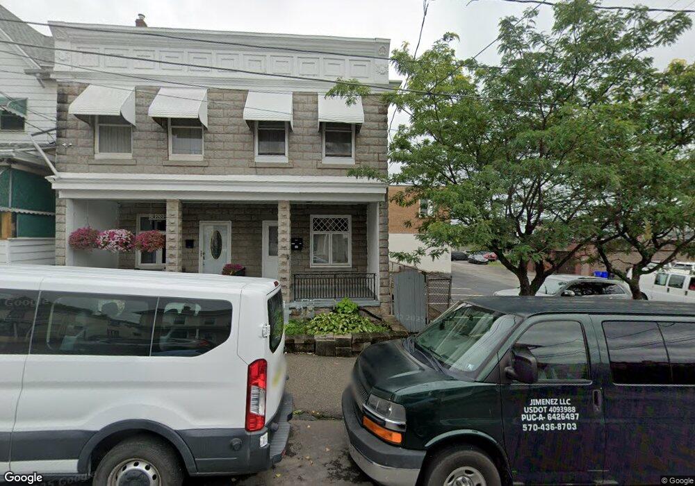 525 Carson St, Hazleton, PA 18201 - photo 1