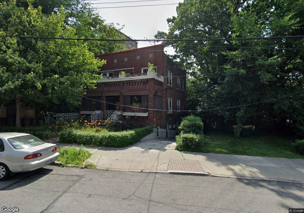 3256 Riverdale Ave unit 1, Bronx, NY 10463 - photo 1