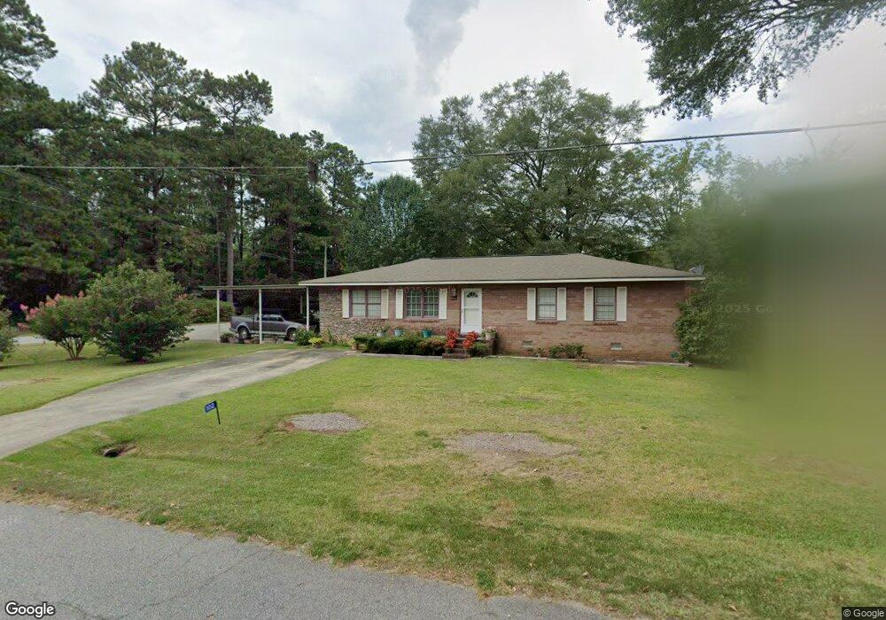 102 Edgewood Cir, Barnesville, GA 30204 - photo 1