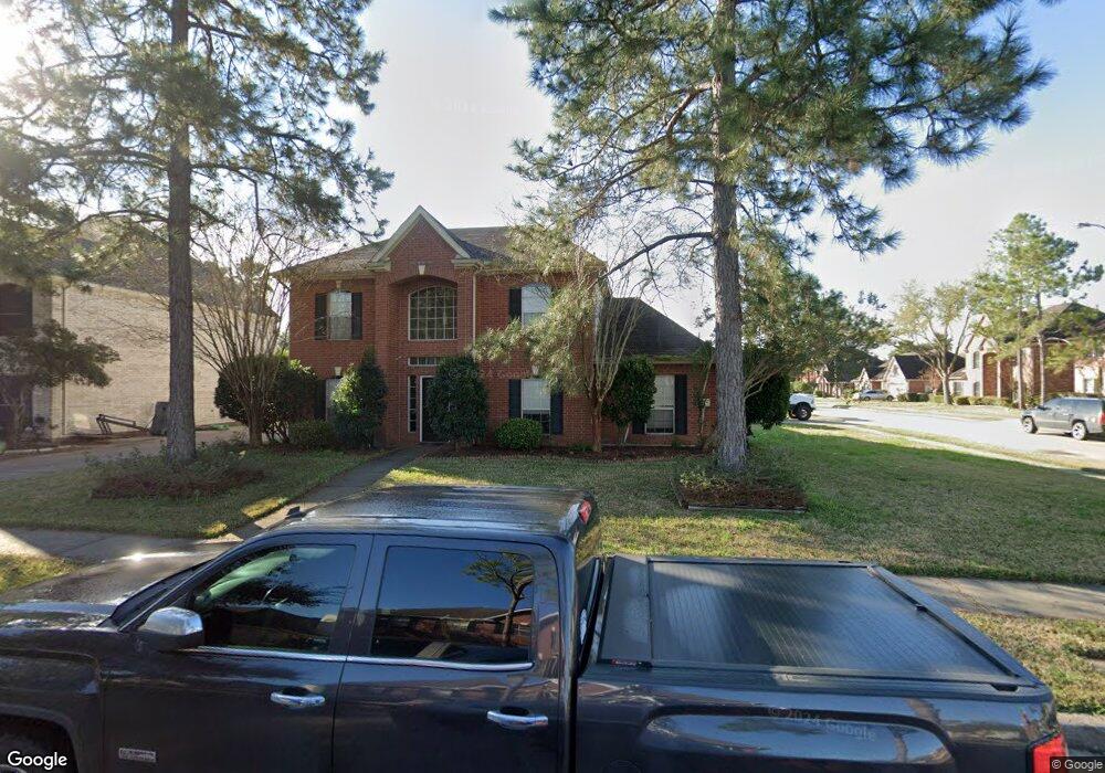 5210 Playa Dr, Pearland, TX 77584 - photo 1