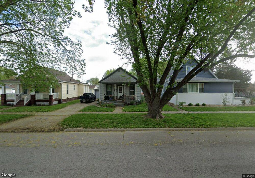 1404 Broadway St, Lincoln, IL 62656 - photo 1