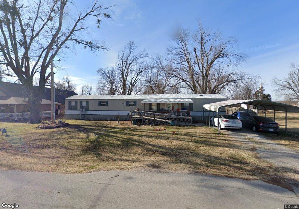 114 Oklahoma Ave, Dale, OK 74851 - photo 1