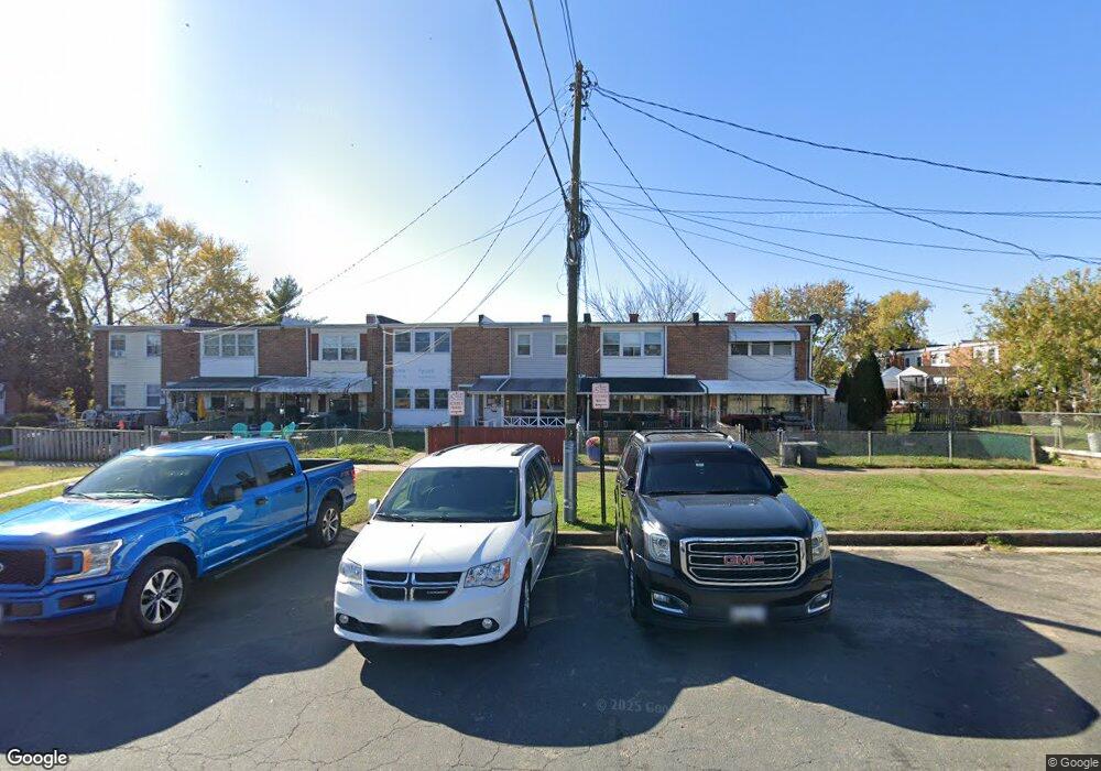 913 Winsap Ct, Halethorpe, MD 21227 - photo 1