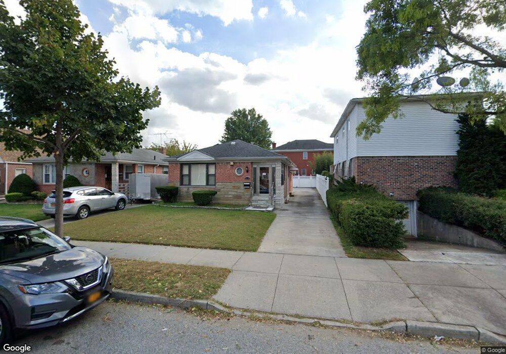 17208 65th Ave, Fresh Meadows, NY 11365 - photo 1