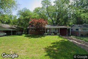 9830 Portage Dr, Saint Louis, MO 63136