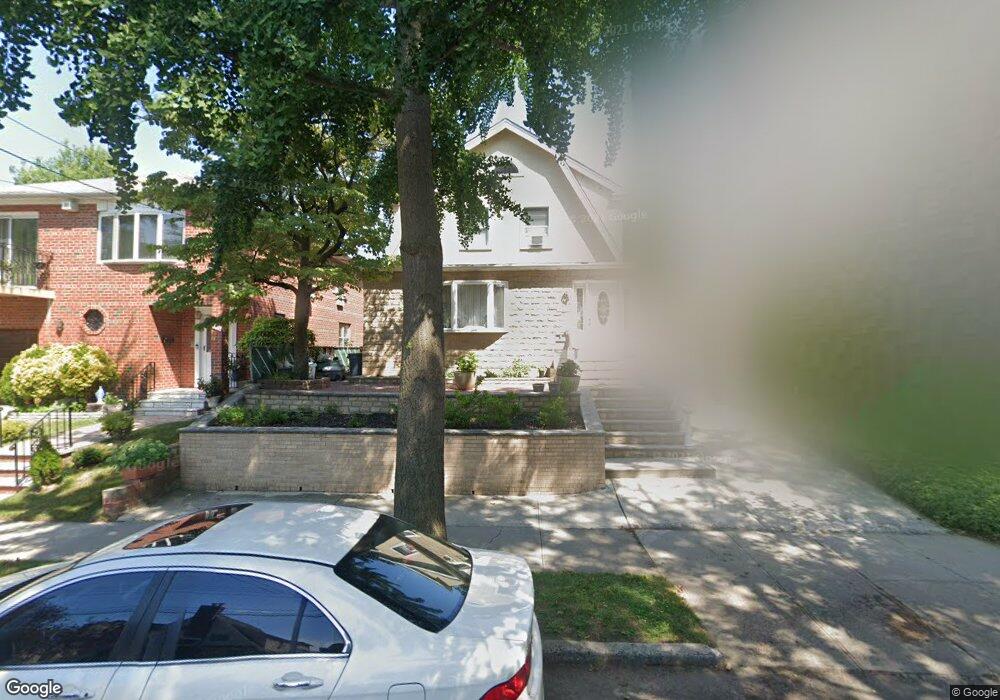 4319 170th St, Flushing, NY 11358 - photo 1