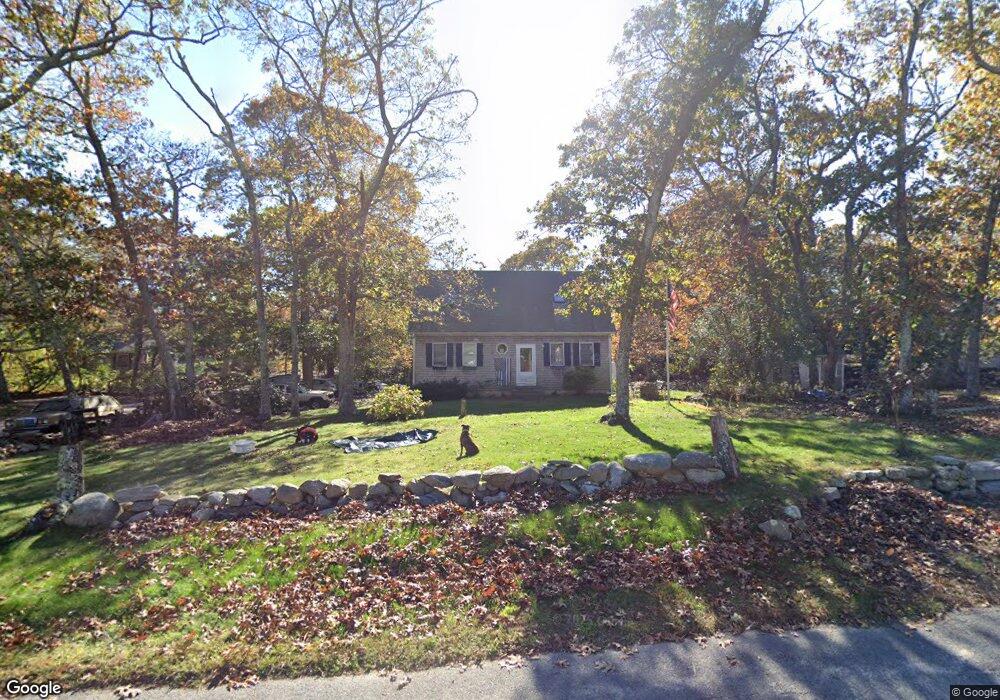 31 Lagoon Ave, Vineyard Haven, MA 02568 - photo 1